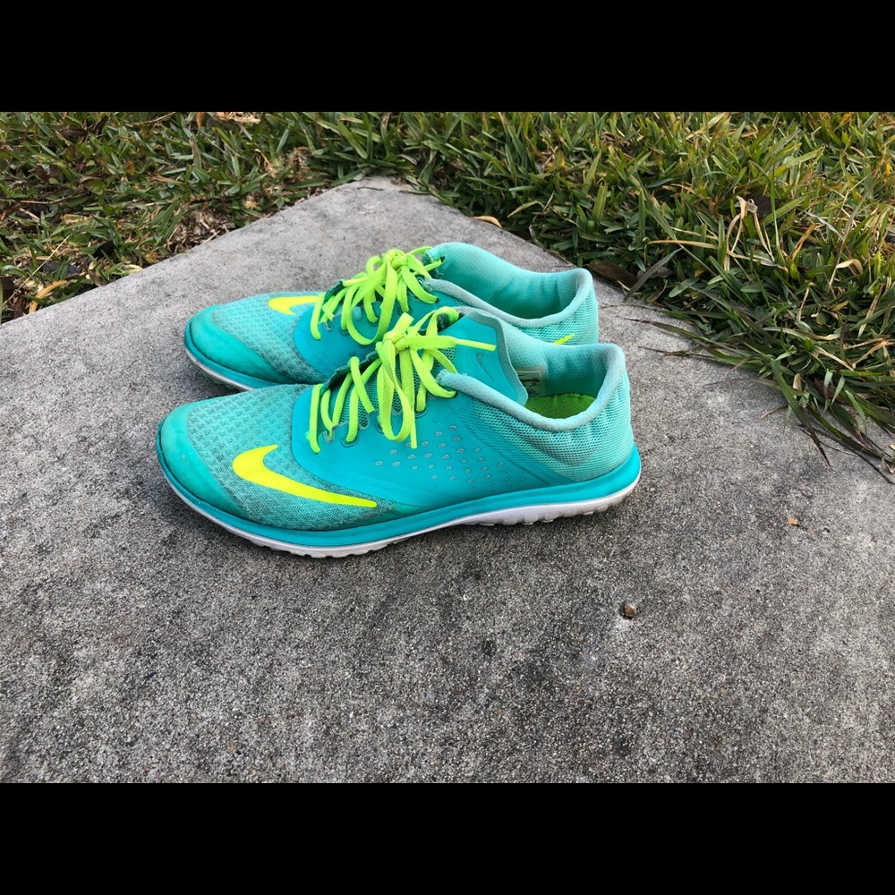 Super cute Nike shoes